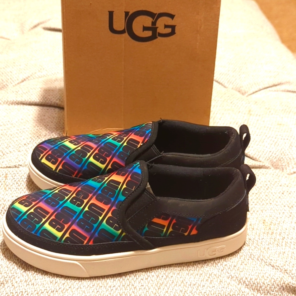 UGG Kids Shoes with Multicolor Logo Design